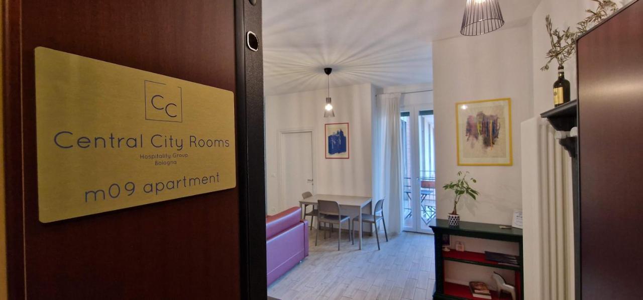 Central City Rooms M09 Apartment Болонья Экстерьер фото