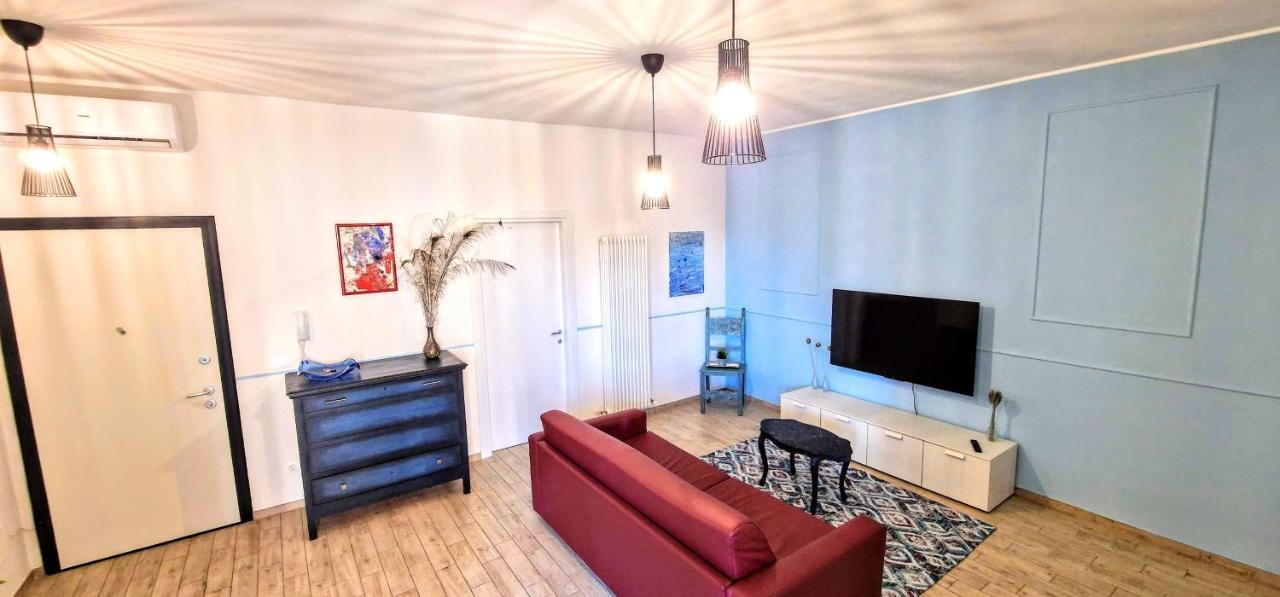 Central City Rooms M09 Apartment Болонья Экстерьер фото